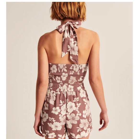 A&F Linen-Blend Halter Top - Picture 9 of 9